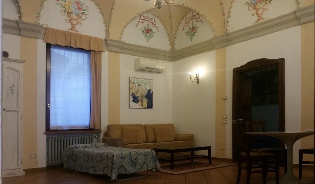 Palazzo Camozzini Apartments Verona Room photo